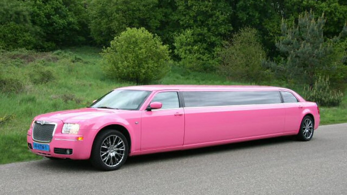Roze hummer limo